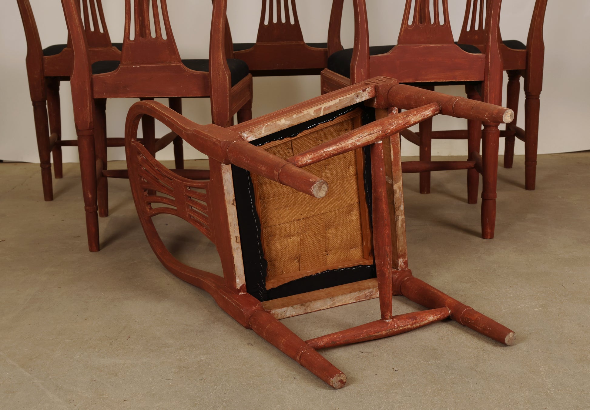 A gustavian chair.