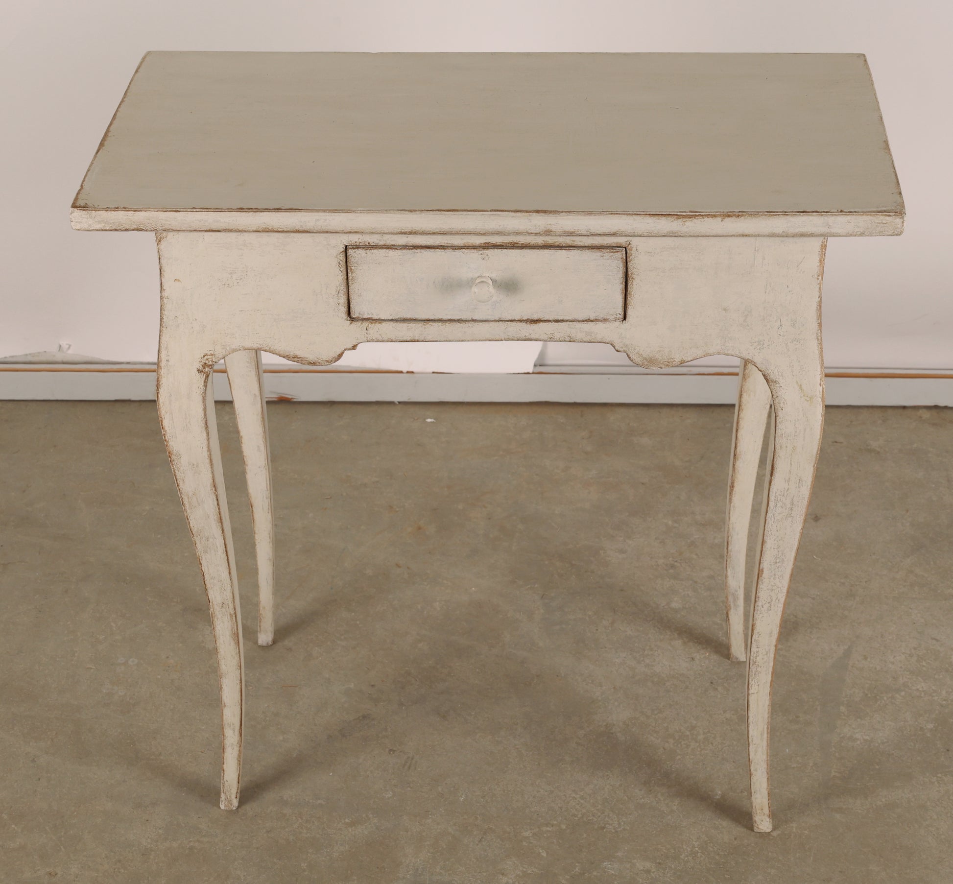 18th Century Rococo Table in grey color with one drawer for sale