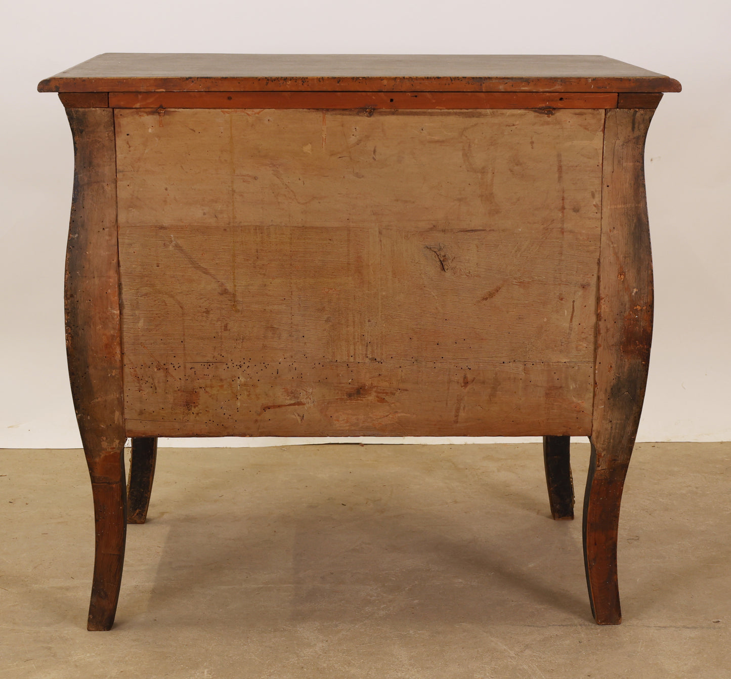 Backview of a Rococo dresser