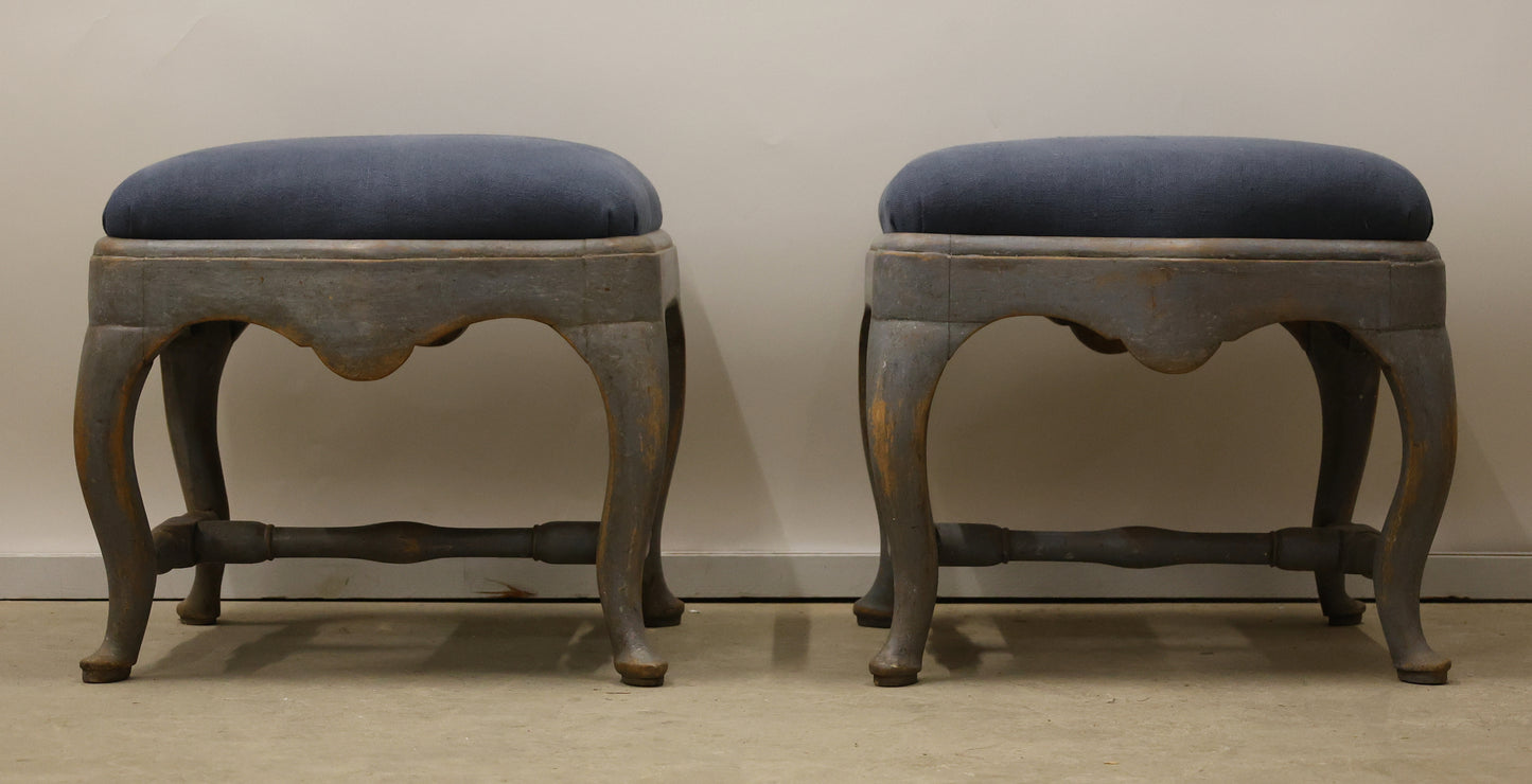 Pair of Rococo Stools In grey and blue colors