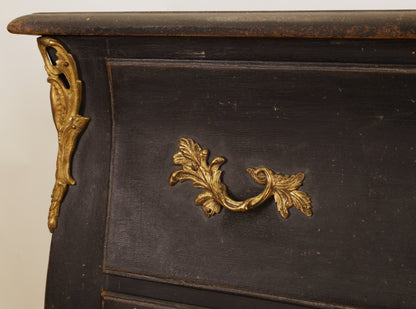 Details on a Rococo chest.