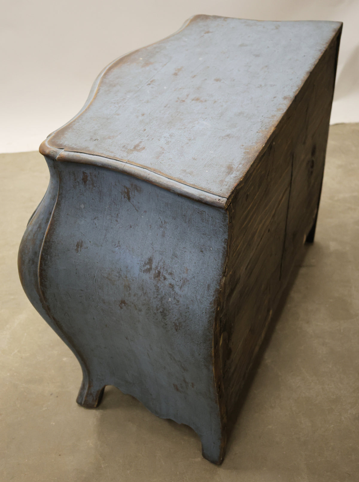 Blue antique chest