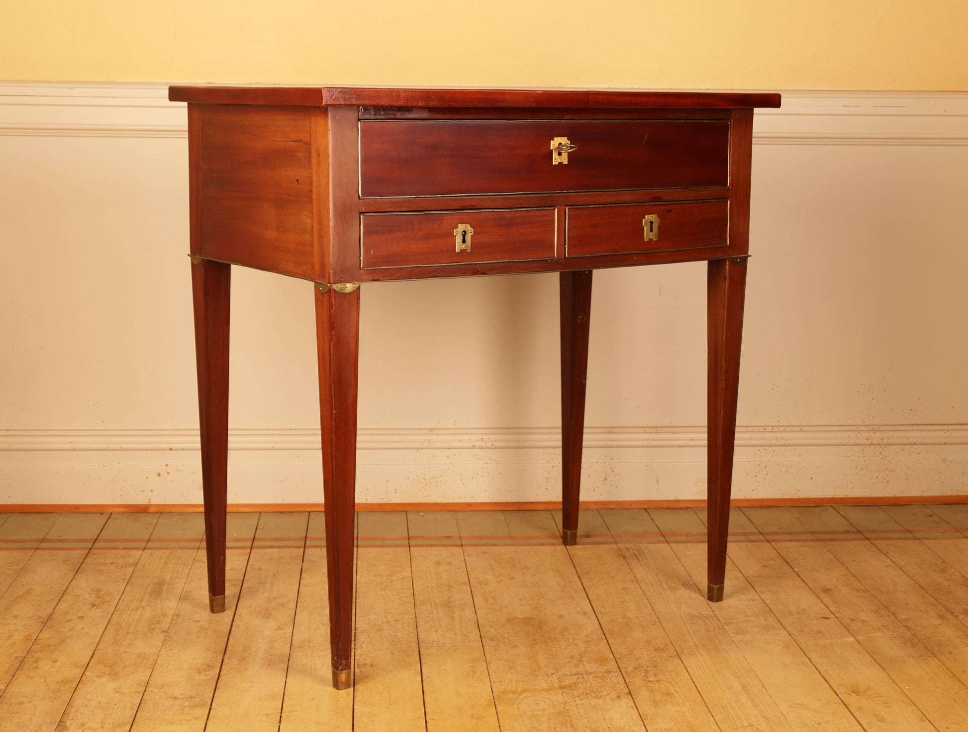 Gustavian table in mahogany for sale.