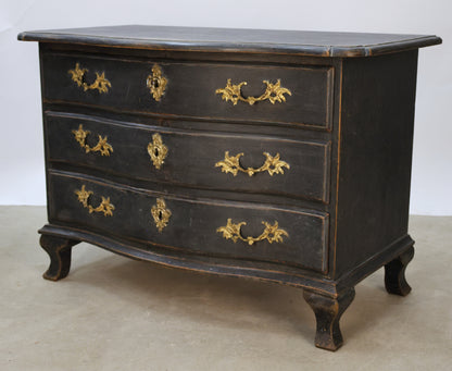Antique Baroque commode