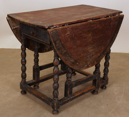 Baroque gateleg table.