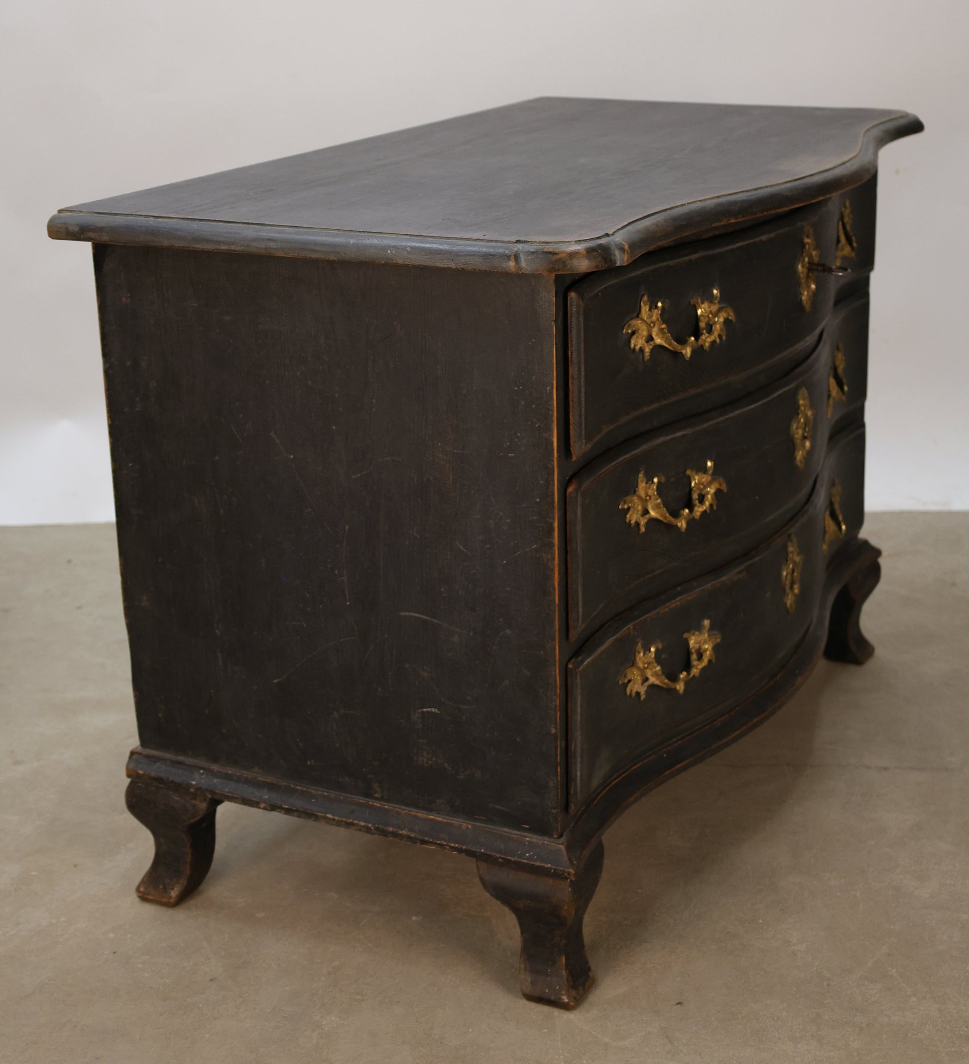 Black Baroque dresser