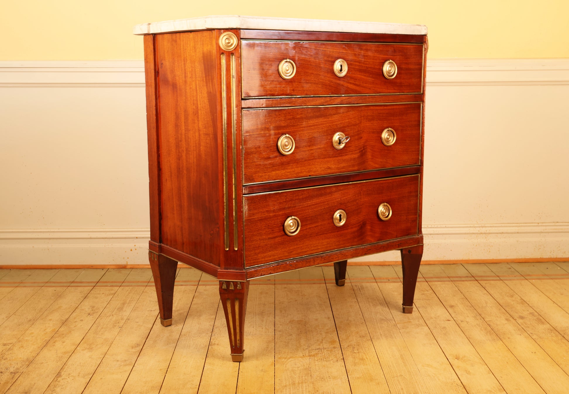 A Gustavian mahogany chest of drawers.