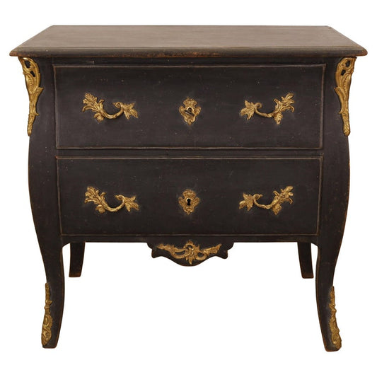 Rococo chest of drawers
