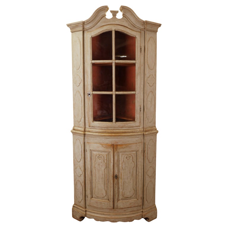 Rococo corner cabinet